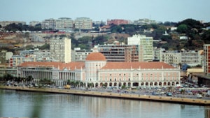 300x169-2-Features 13-Country-Rpt_Angola