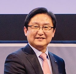 Jong Yoon Rha, Shinhan Bank