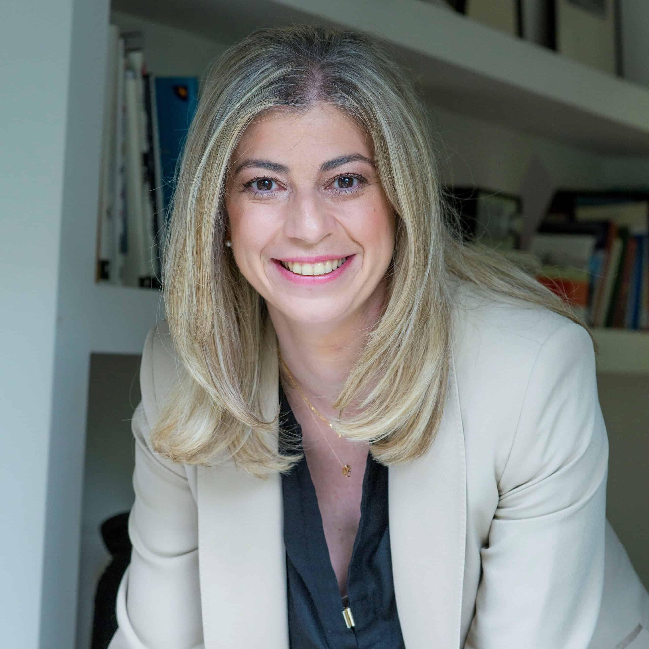 Marianna Polykrati, Avramar
