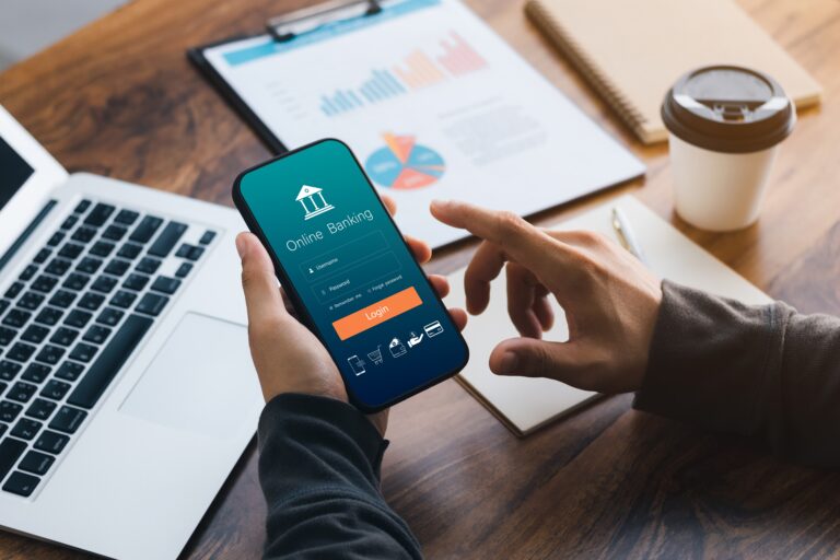 digital banking, CEE, mobile banking