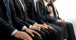 Jobs rebound but Wall Street under pressure